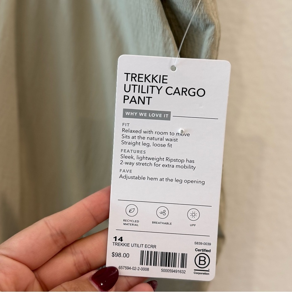 NWT Athleta Trekkie Utility Cargo Beige Pants - Picture 5 of 5
